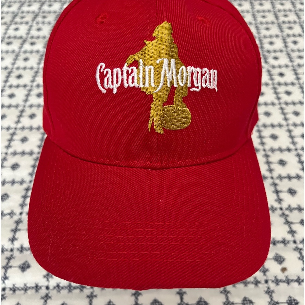 Captain Morgan hat